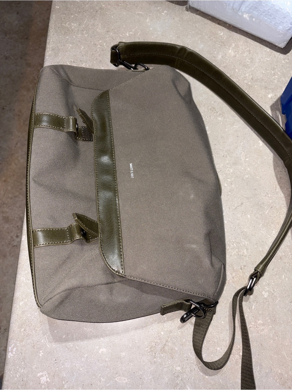 Matt & Nat Olive Green Canvas Laptop Messenger Bag
